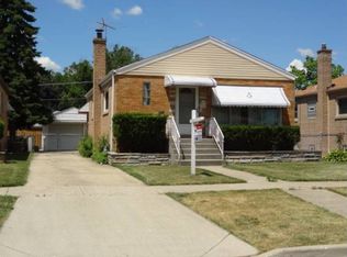3228 Sarah St, Franklin Park, IL