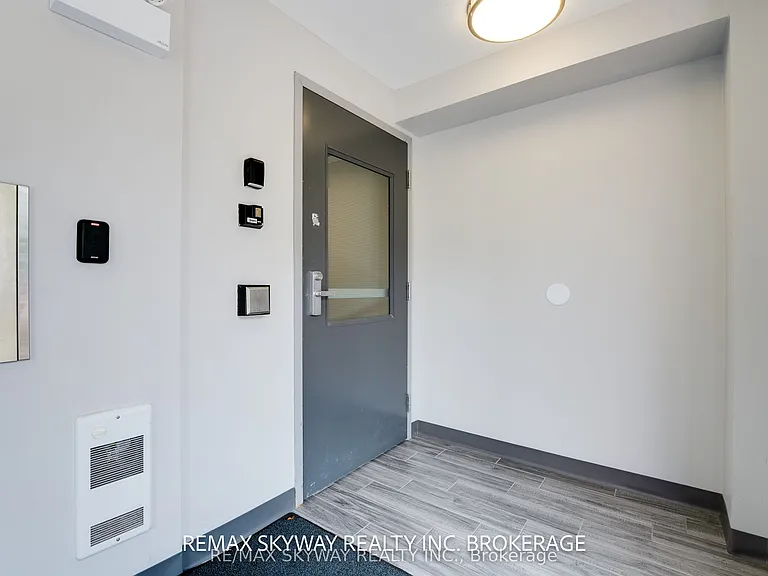 275 Larch St #H203 — Photo 5