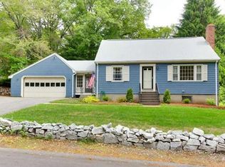 22 Wildwood St, Burlington, MA 01803