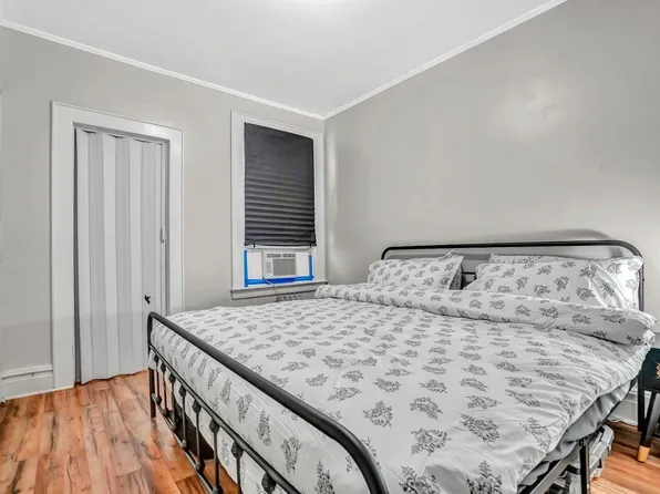 699 Elm Street image 25 of 39