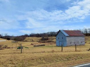 200 F T Valley Rd, Sperryville, VA 22740