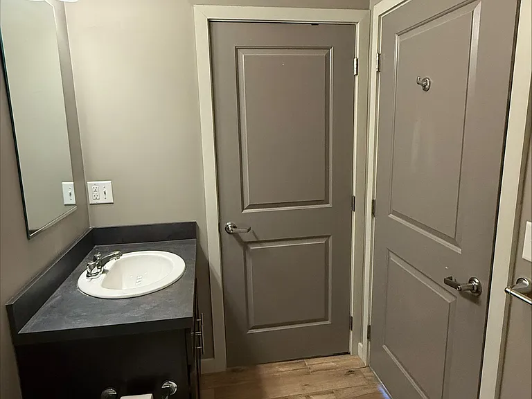 170 Florida St #216 — Photo 4