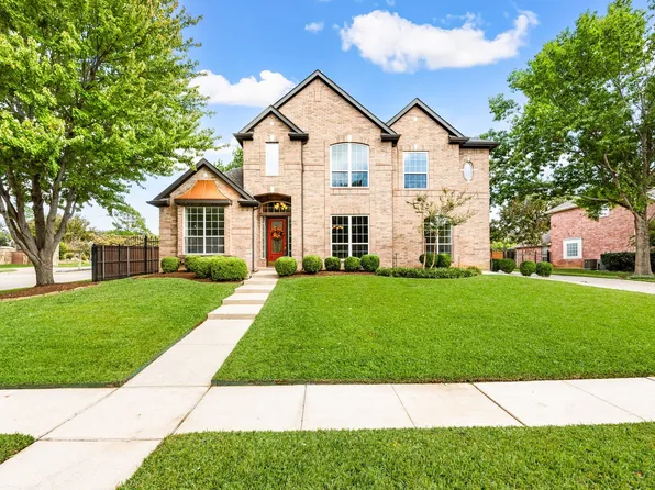 701 Martha Ct, Keller, TX 76248