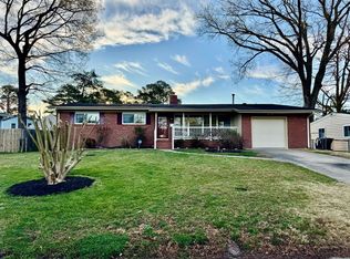 520 Crosby Rd, Virginia Beach, VA 23452