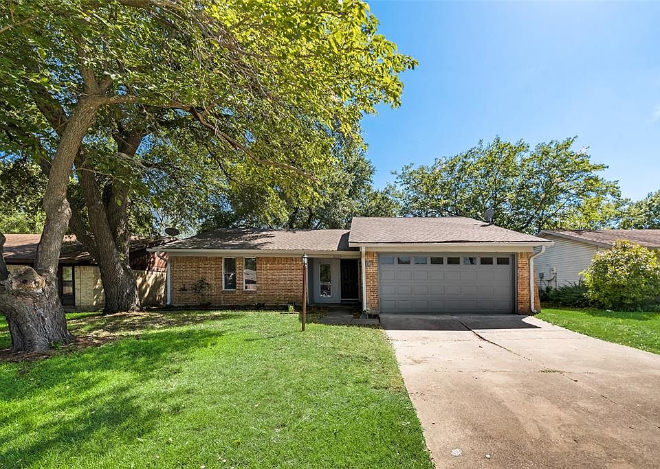 1st image of 5509 Valley Mills Dr
