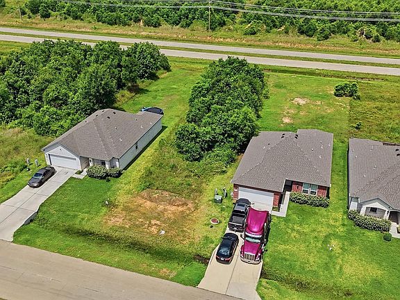 3rd image of 6529 Road 5503