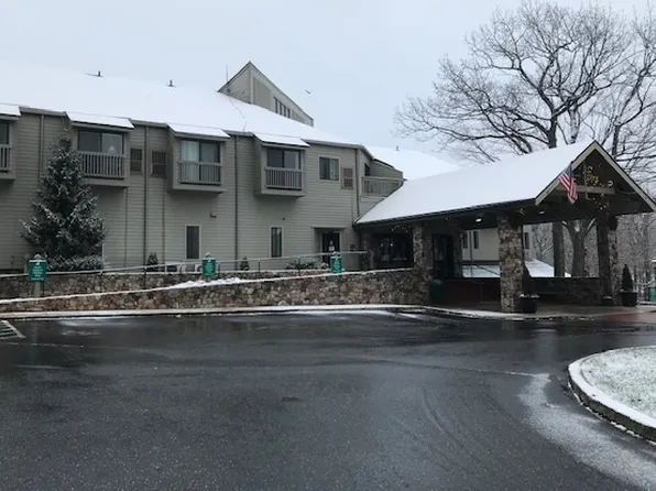 174 Mountain Inn Loop, Wintergreen Resort, VA 22967