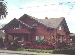 2016 East St, Eureka, CA 95501