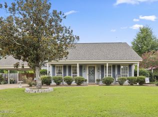725 Bay Tree Dr, Flowood, MS 39232