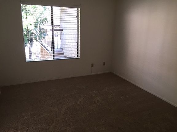 5th image of 2368 Archwood Ln Unit 26