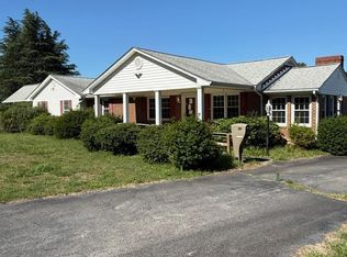 412 Ringgold Rd, Ringgold, VA 24586