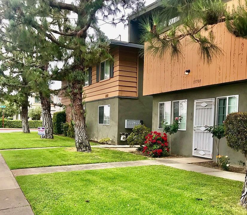 1st image of 15708 Van Ness Ave APT 4