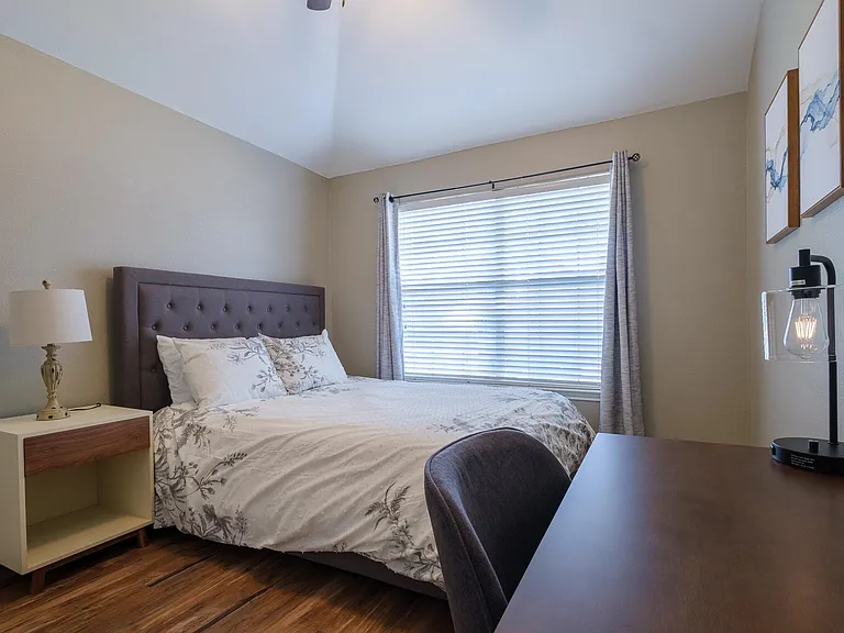 9712 Spring Dr — Photo 13