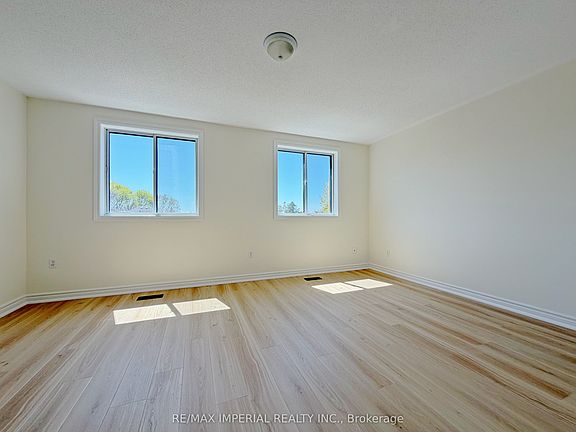 5th image of 623A The Queensway #623