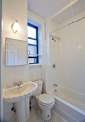 Rented by Luxor Homes & Investment Realty | media 9