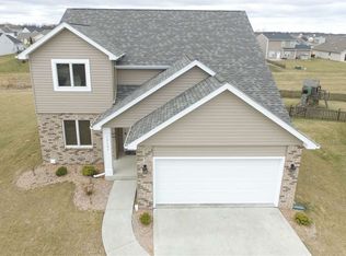 12107 Turtle Creek Ct, Fort Wayne, IN 46818