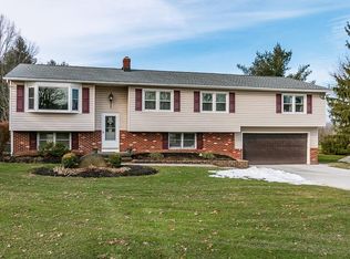 13050 Ravenna Rd, Chardon, OH 44024