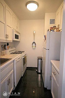 4th image of 301 E 79th St APT 22M