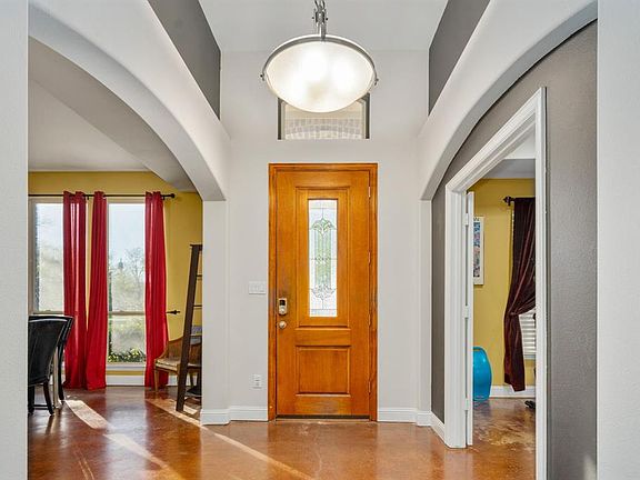 3rd image of 314 Malero Dr