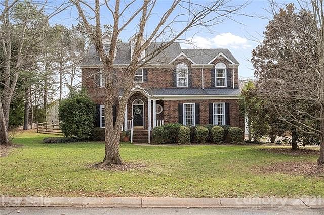 1st image of 119 Castleton Dr
