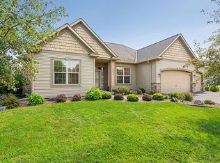 6094 Summit Curv S, Cottage Grove, MN 55016