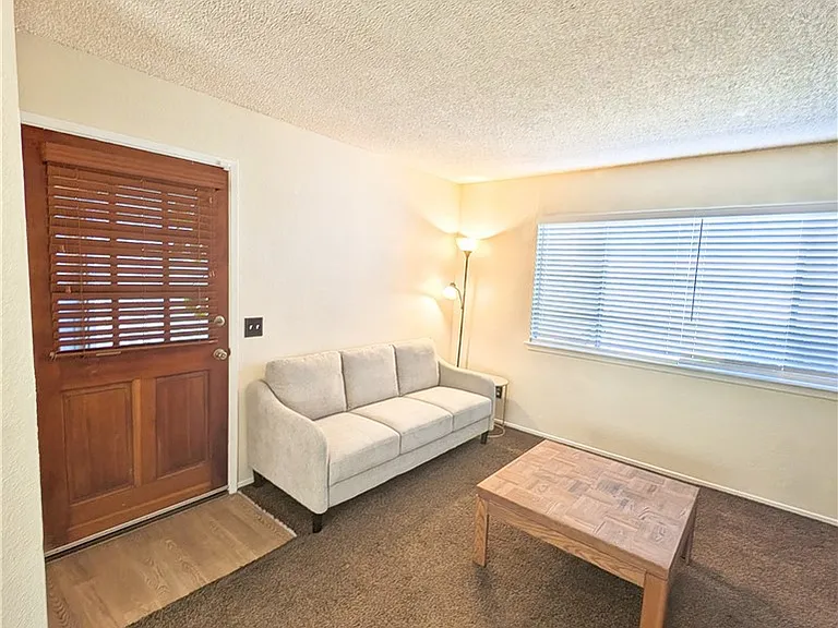 1060 Baden Ave — Photo 2
