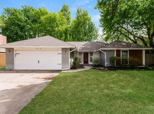 812 Lakeside Cir, Edmond, OK 73012