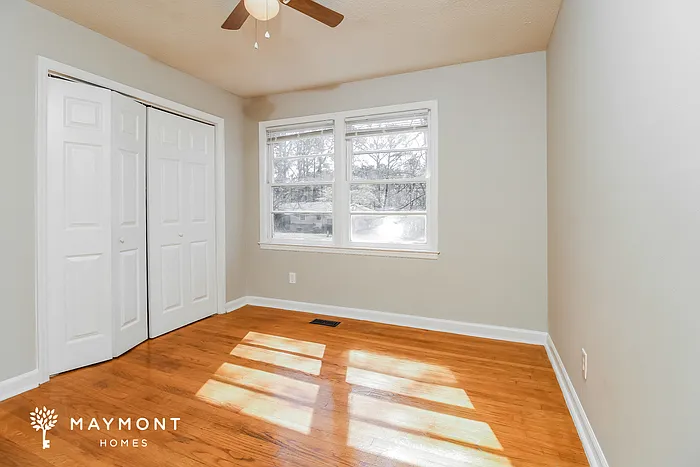 4248 Donavan Dr — Photo 10