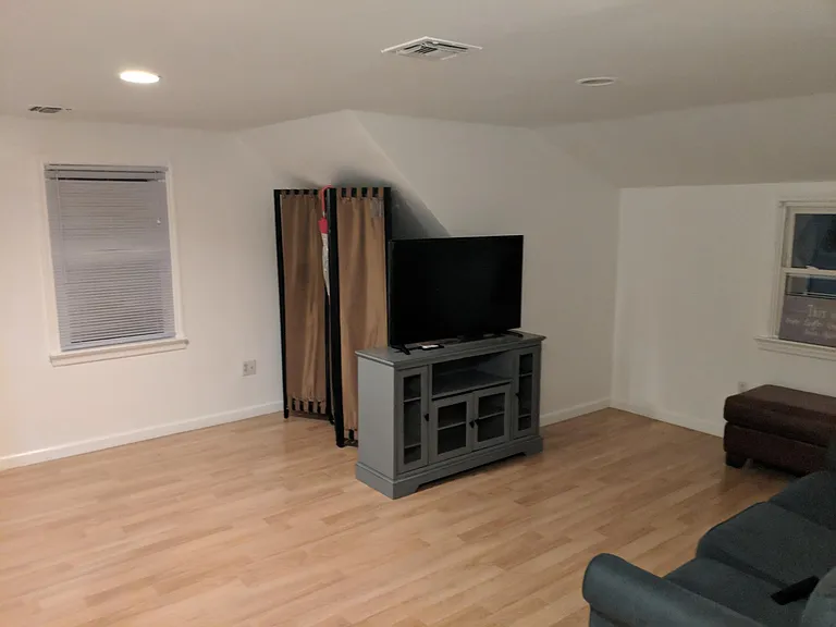 174 Holt St #2 — Photo 12