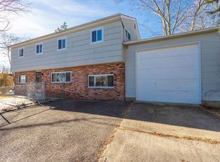 1 Priscilla Ln, Pt Jefferson Station, NY 11776