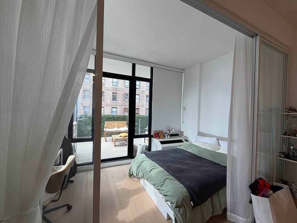 1st image of 148 E 24th St APT 11B