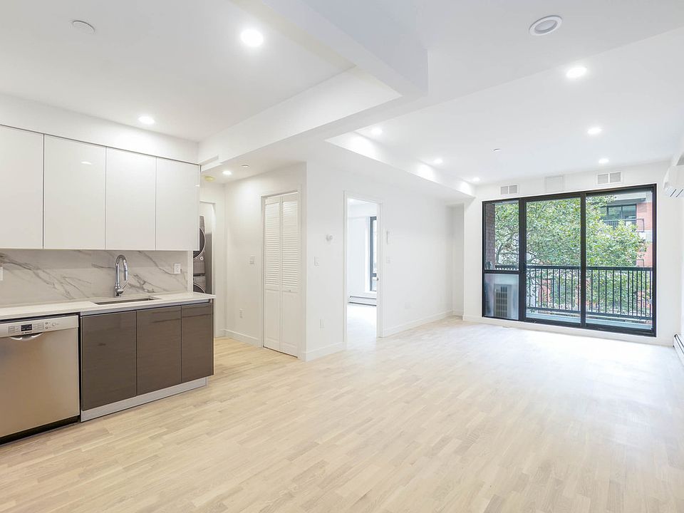1st image of 2600 7th Ave #2U