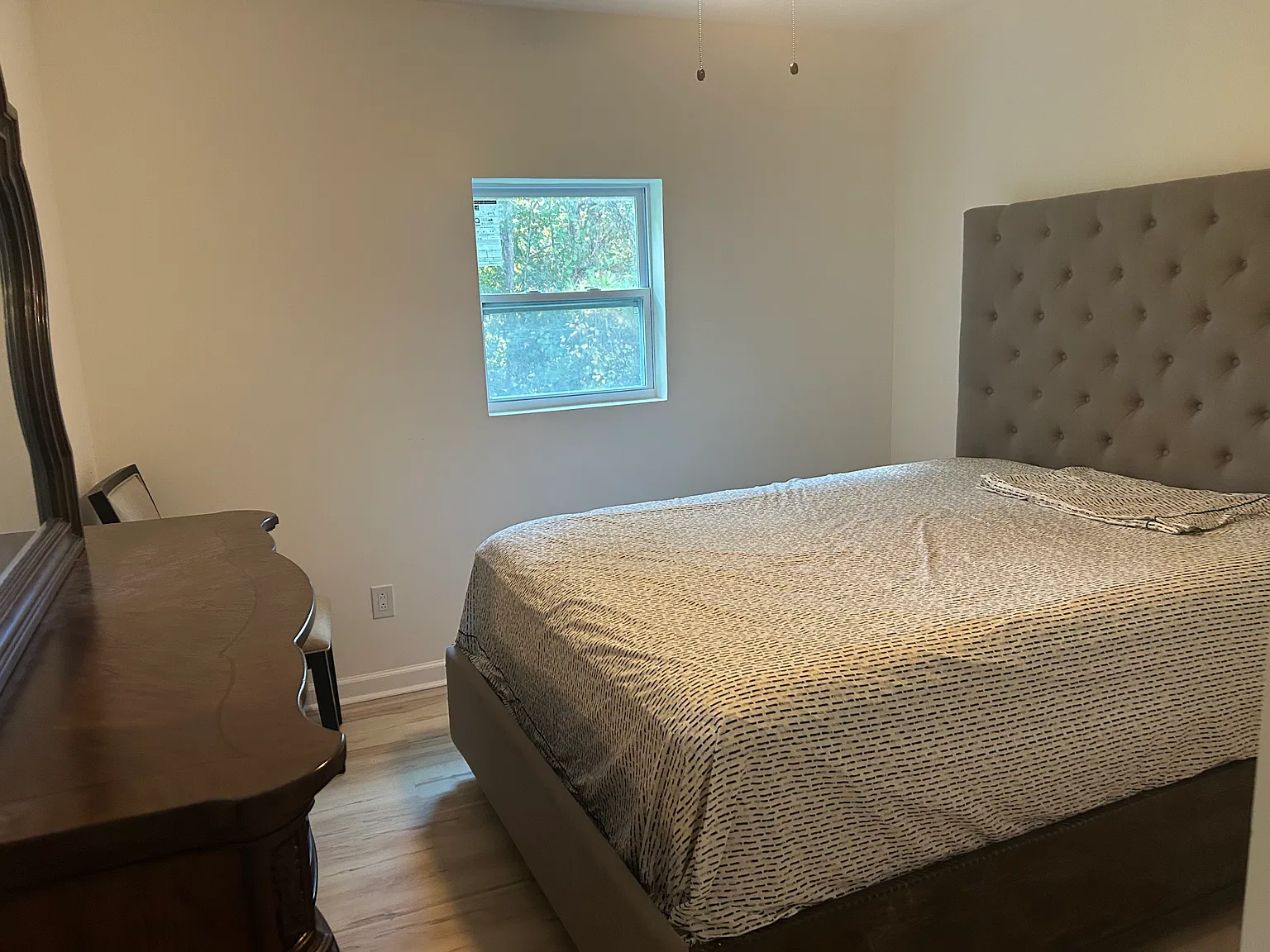 1 bed, 2100 sqft, $950 — Photo 2