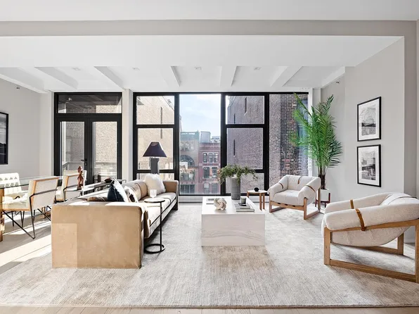 22 Bond St #D, New York, NY 10012