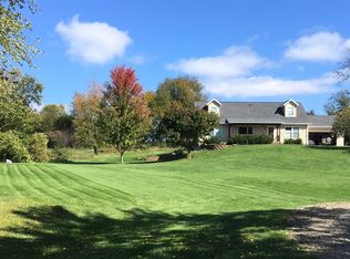2294 Lindy Ln, Kalona, IA 52247