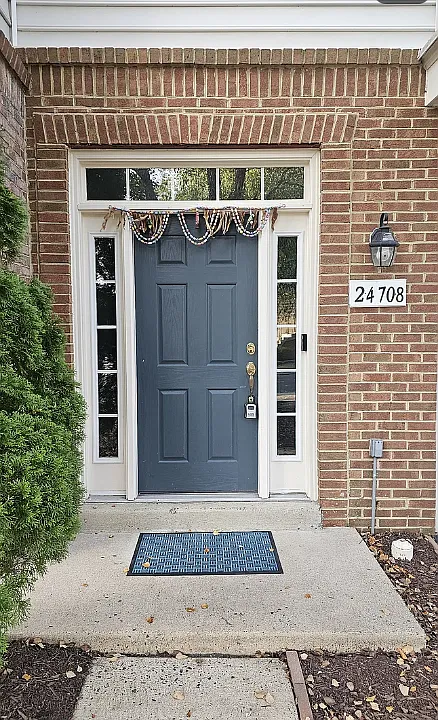 24708 Clock Tower Sq