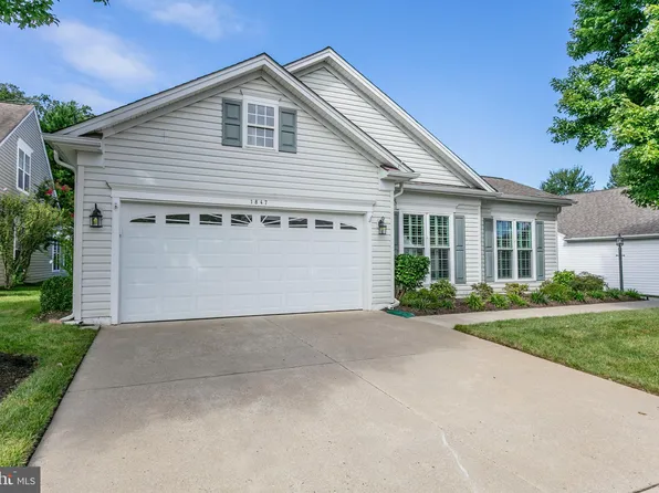 1847 Faversham Way, Woodbridge, VA 22192