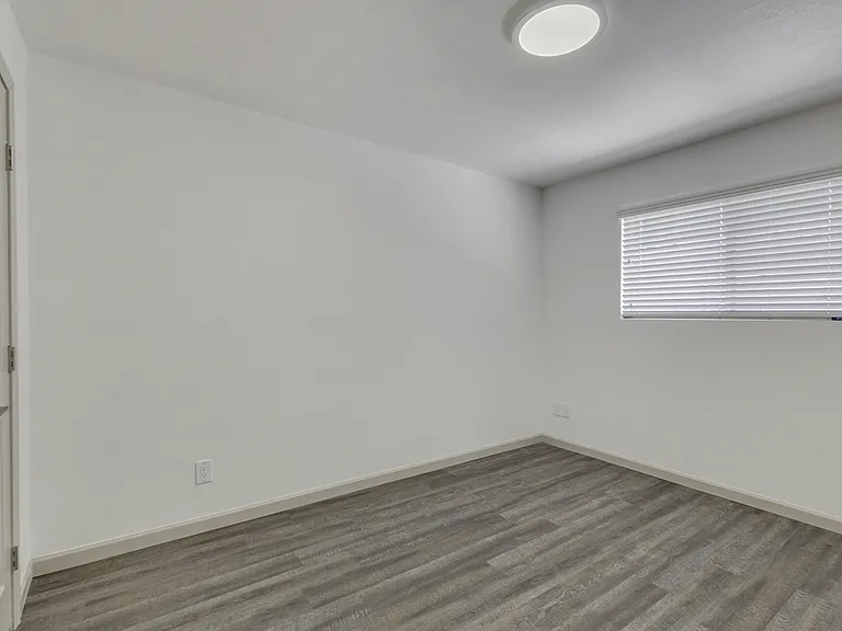 $0 First Month Rent! Remodeled 2 Bed Casita w/ Private Patio, W/D & Pool — Photo 17