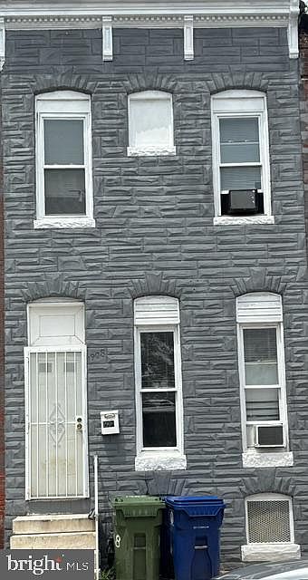 1st image of 1908 Walbrook Ave