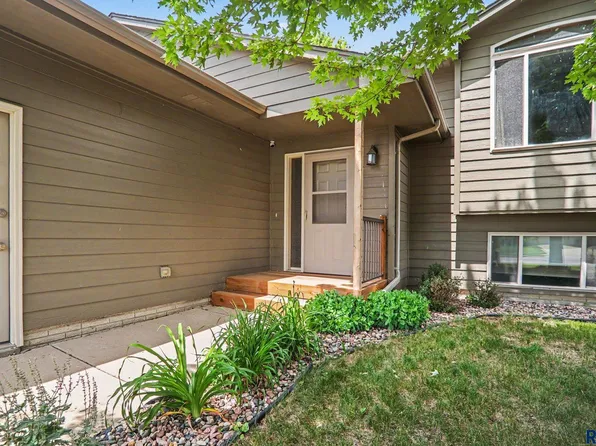7404 W 66th St, Sioux Falls, SD 57106