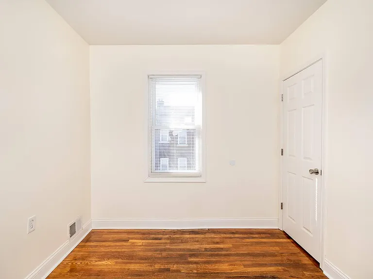 9360 E Forest Ave — Photo 15
