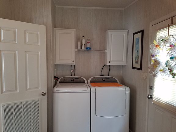 4th image of 147 Valentine Dr