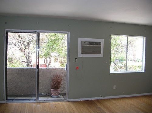 5th image of 1351 N Orange Dr APT 206