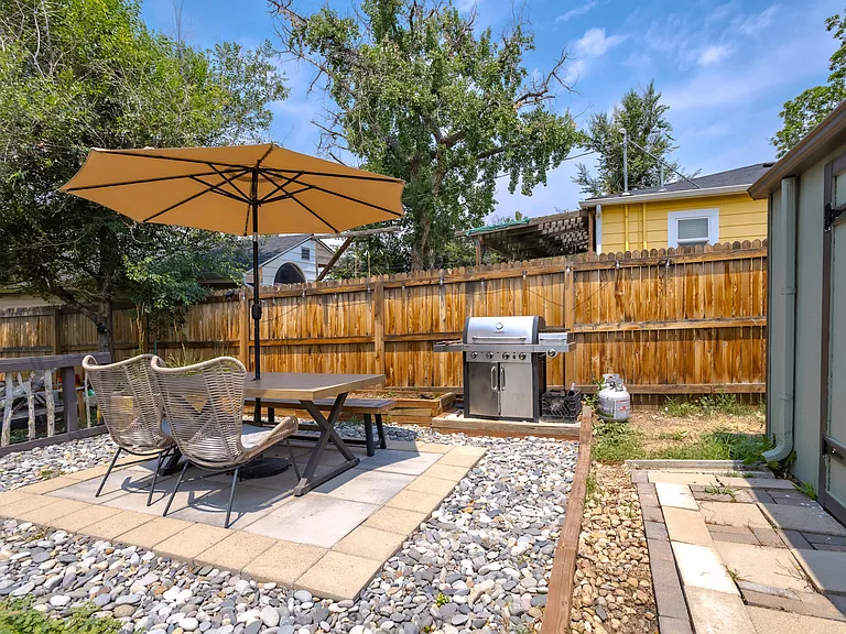 4229 S Delaware St — Photo 27