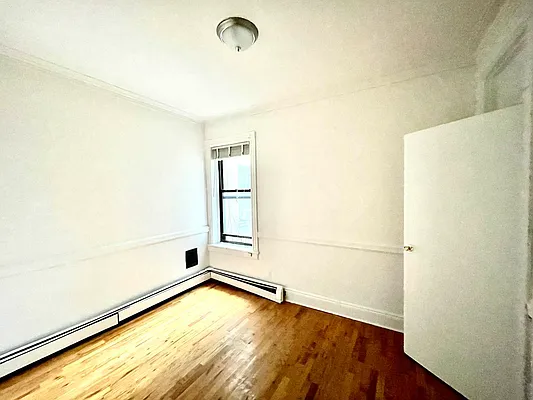Rented by Pear NYC LLC | media 7