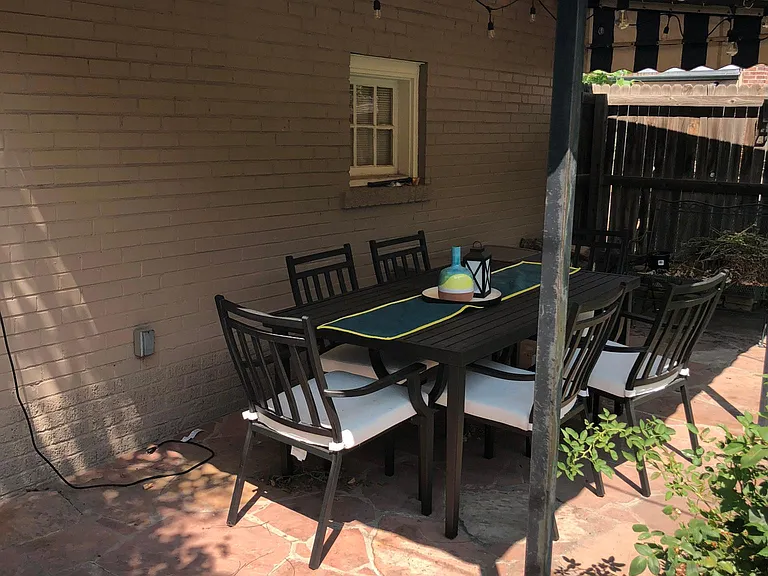 345 N Downing St — Photo 4