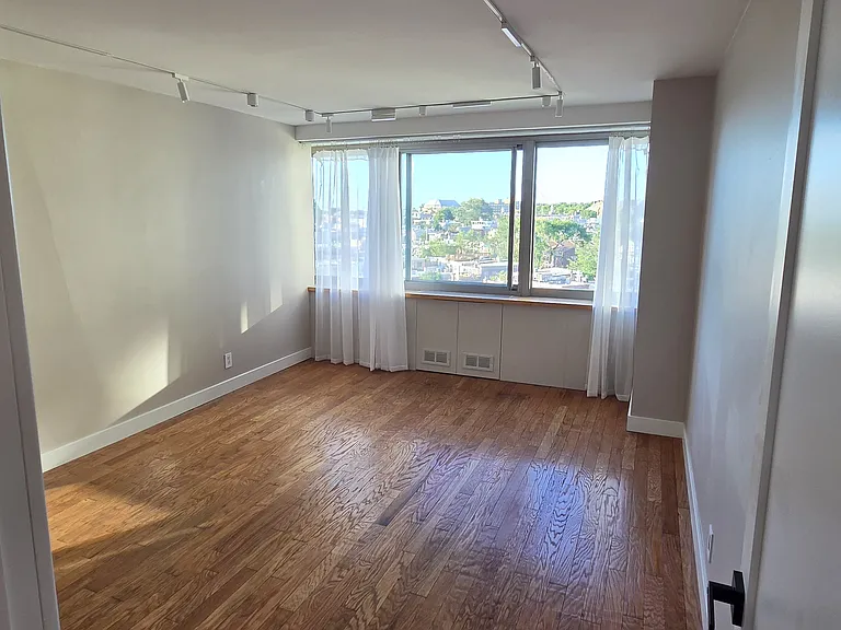 2401 Pennsylvania Ave #9A10 — Photo 13