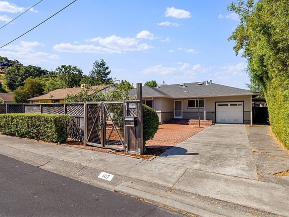 2nd image of 107 La Pasada Way