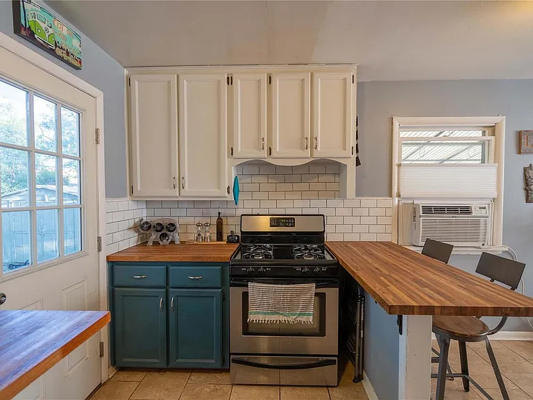 2110 S Hooker Way — Photo 9