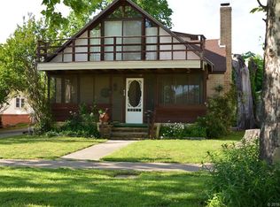 810 W Broadway St, Henryetta, OK 74437